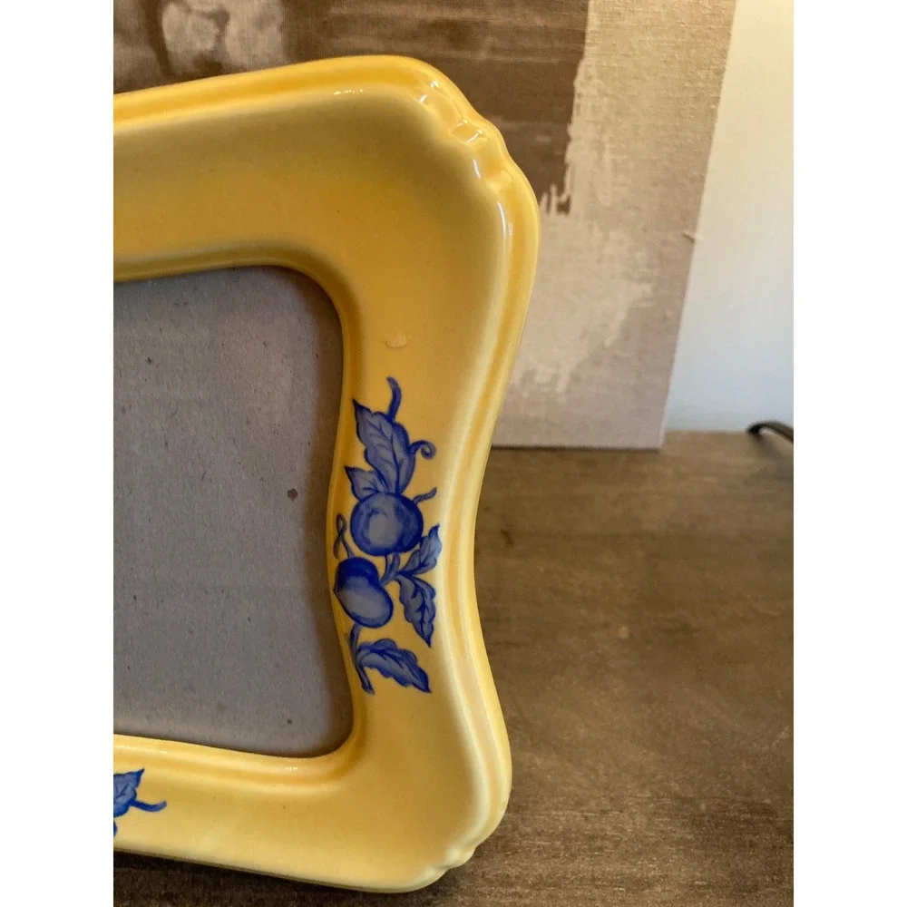 Philip Whitney Yellow Ceramic Photo Frame Blue Fruit Scalloped 7x9.5 Landscape